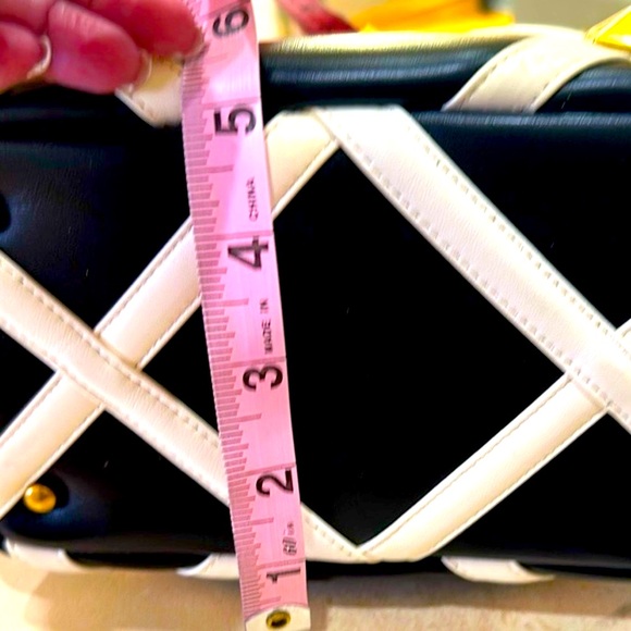 Valentino Garavani Small Roman Stud Lambskin Quilted Bag NWT PAID FULL $3550 - Picture 7 of 14